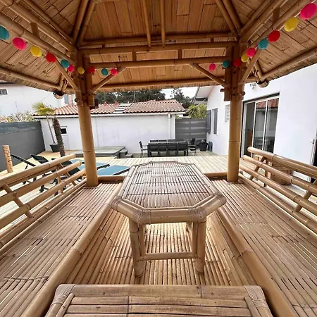 Holiday home Cozy House With Hot Tub And Tiki Bar *